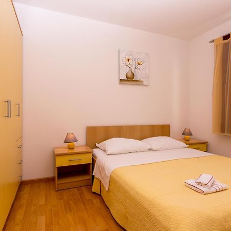 Apartments In Villa Top Trogir Bilik gambar