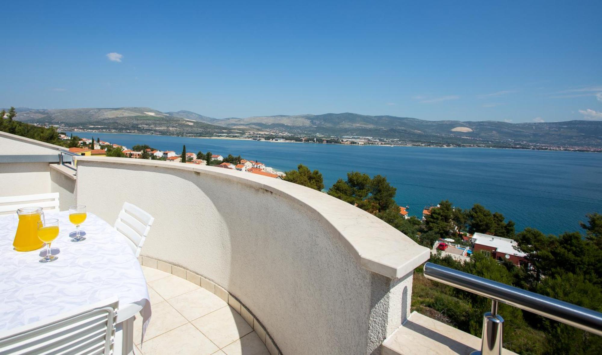 Apartments In Villa Top Trogir Bilik gambar